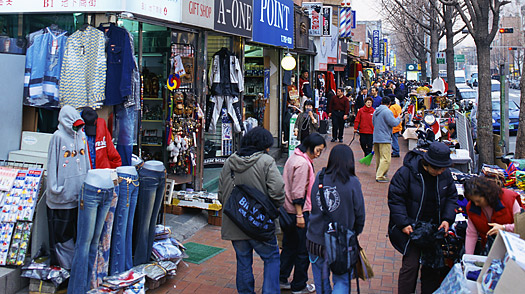 Itaewon, điểm mua sắm tại Hàn Quốc