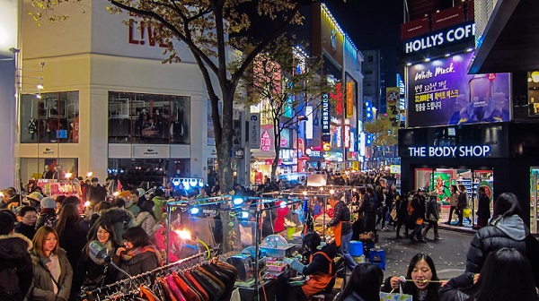 Myeong-dong, điểm mua sắm tại Hàn Quốc