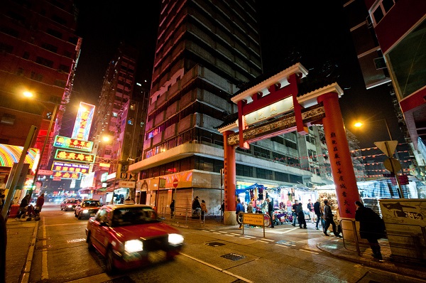 chợ đêm temple street, sống đêm tại Cửu Long Hồng Kông