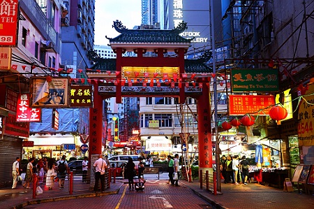 Phố chợ đêm Temple Street , mua sắm tại Cửu Long - Hồng Kông